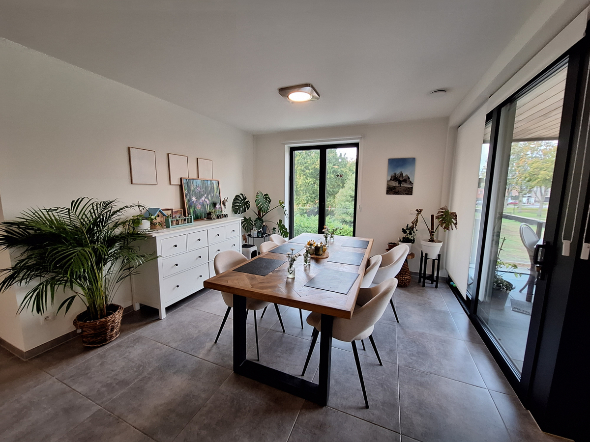Recent modern appartement te Heusden-Zolder 
