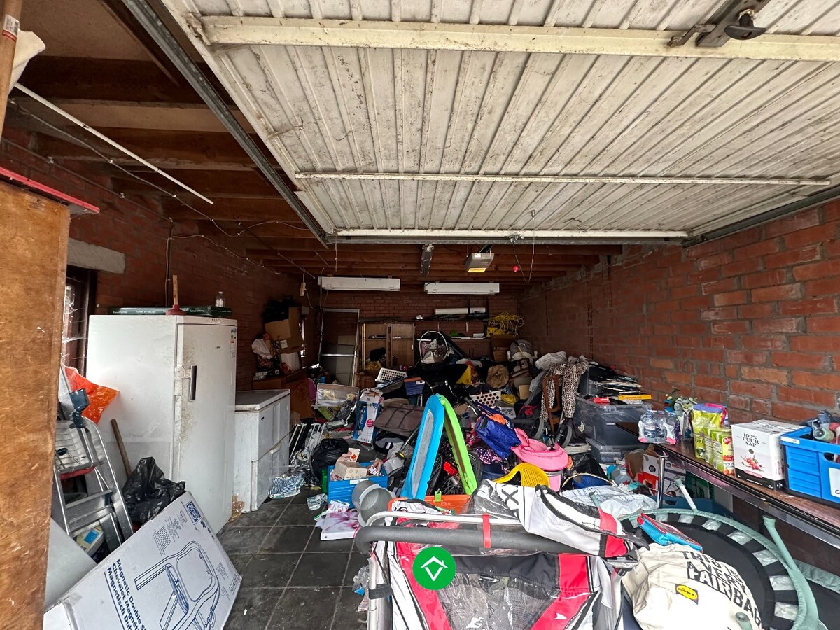 Charmante starterswoning met garage op toplocatie te Koekelare 