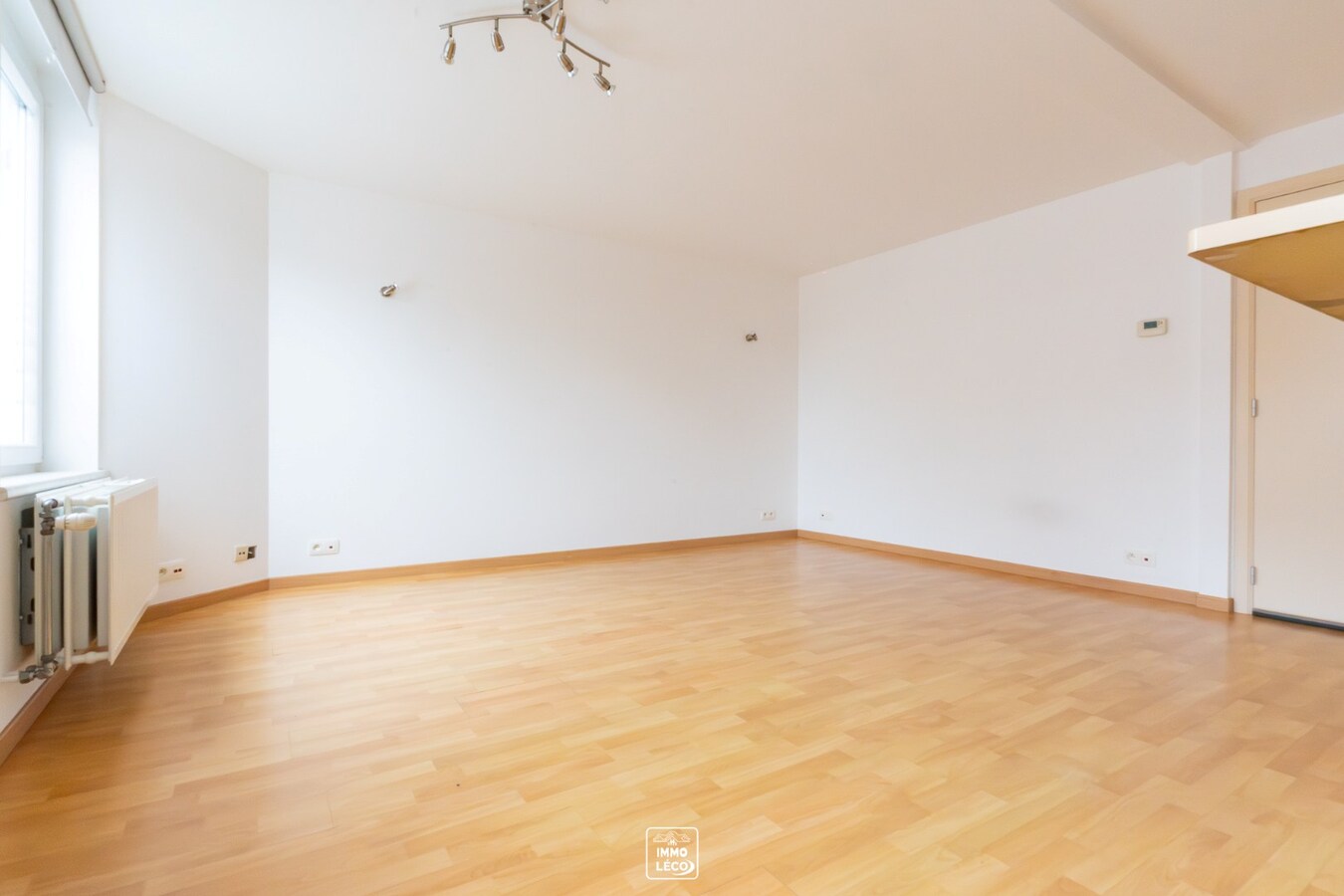 Appartement lumineux dans une rue calme. 