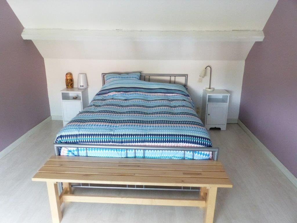 Gunstig gelegen, gerenoveerde woning met 3 slaapkamerss 