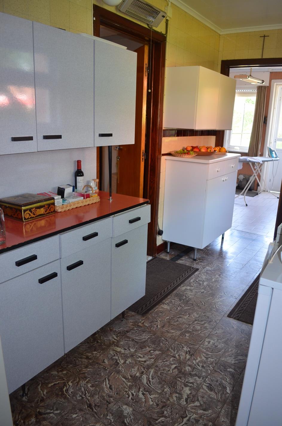 Open bebouwing met 3 slpks en garage te Adegem 