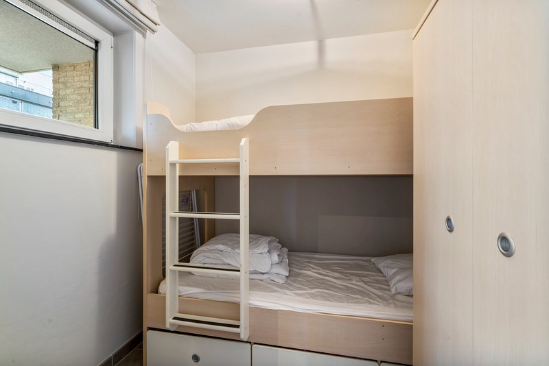 « Appartement de vacances spacieux avec 3 chambres à coucher - SVZ318 