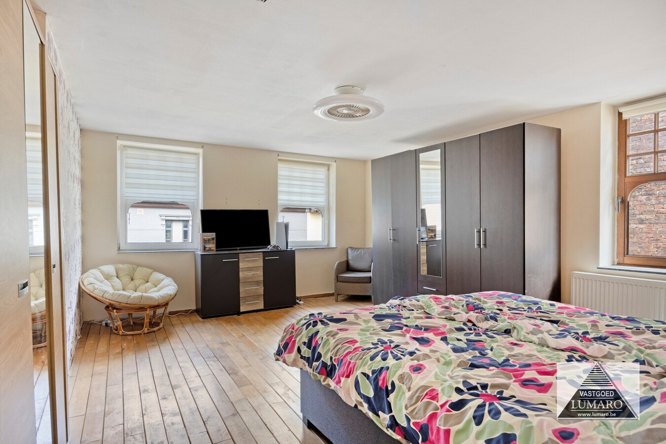 As-centrum: 2 op te knappen woningen met royale tuin 