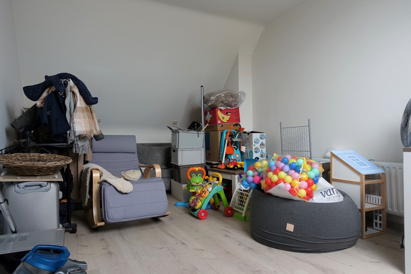 Instapklare gerenoveerde woning met tuin! 