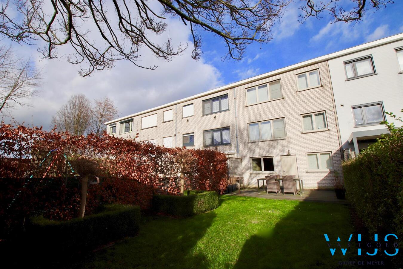 Instapklare Bel-étage in het centrum van Ertvelde! 