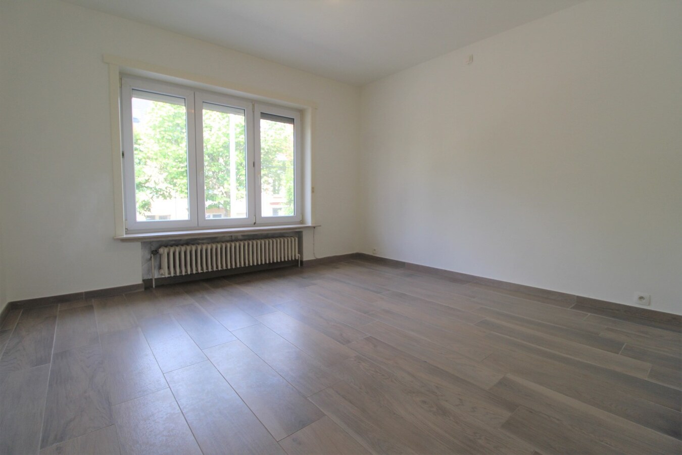 Instapklaar appartement te huur in Kortrijk ! 