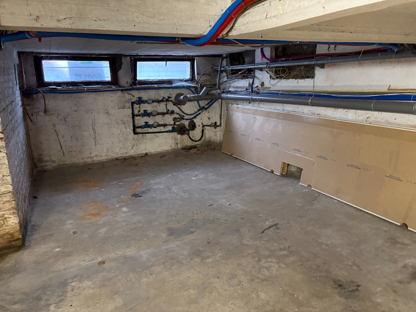 Ruime kantoorruimte in het centrum van Vichte 