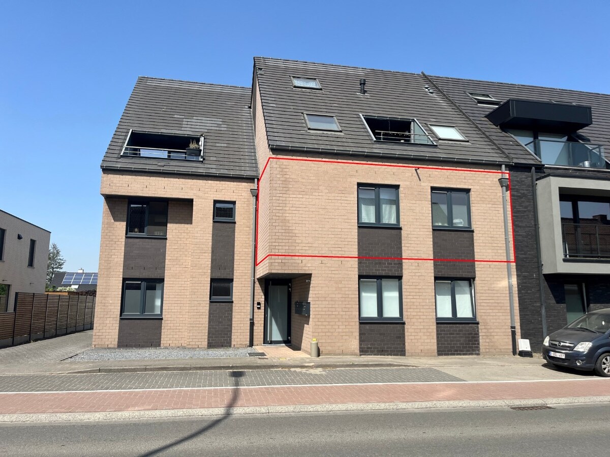 Aangenaam 1-slpk-appartement met terras en garage. 