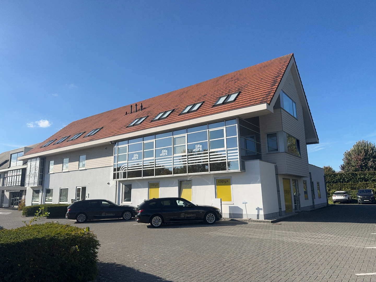 Kantoorgebouw te koop op toplocatie in Sint-Martens-Latem