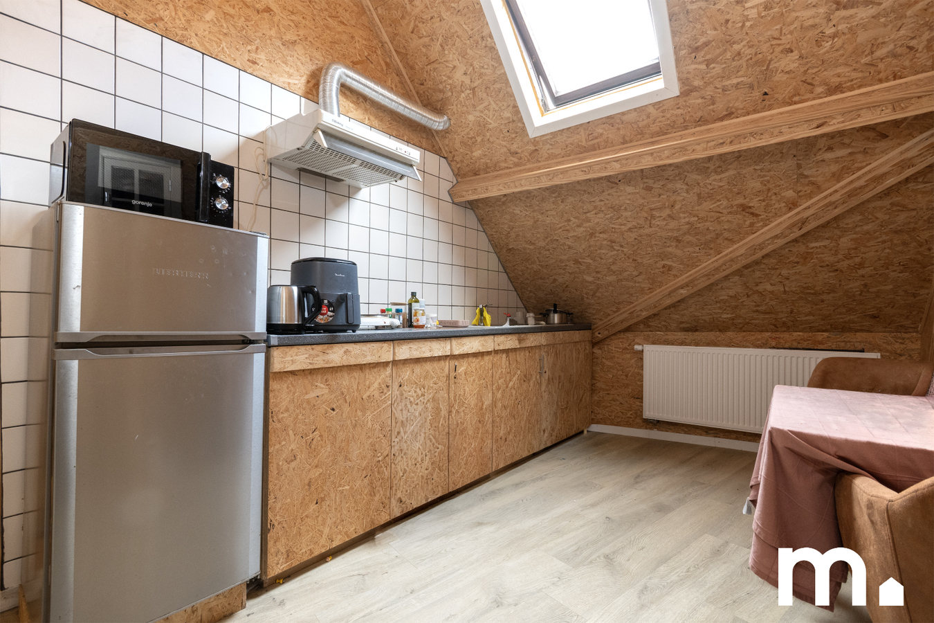 Handelspand met woonst op toplocatie te koop te Izegem 