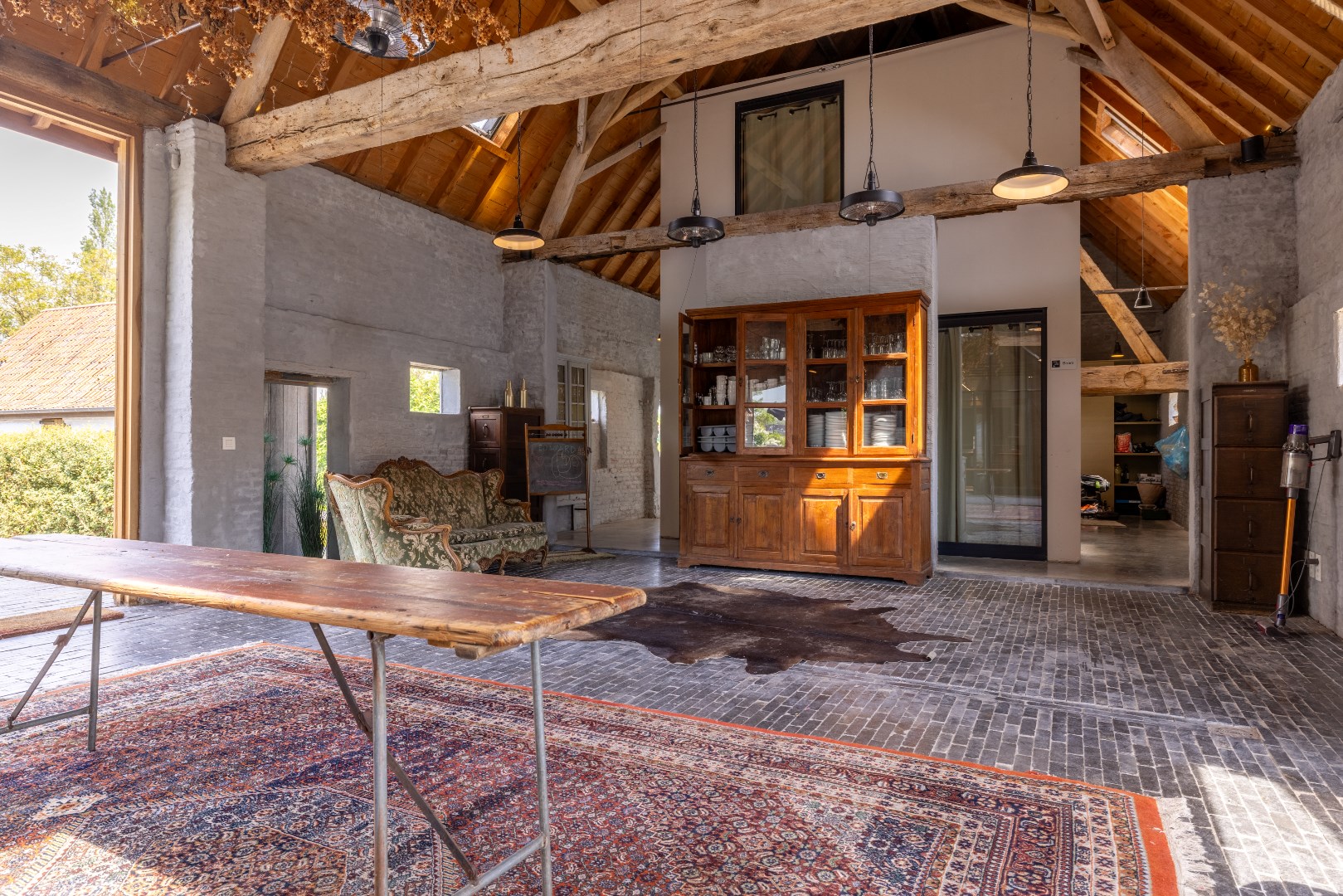 Unieke, compleet gerestaureerde hoeve in het pittoreske Drongen 