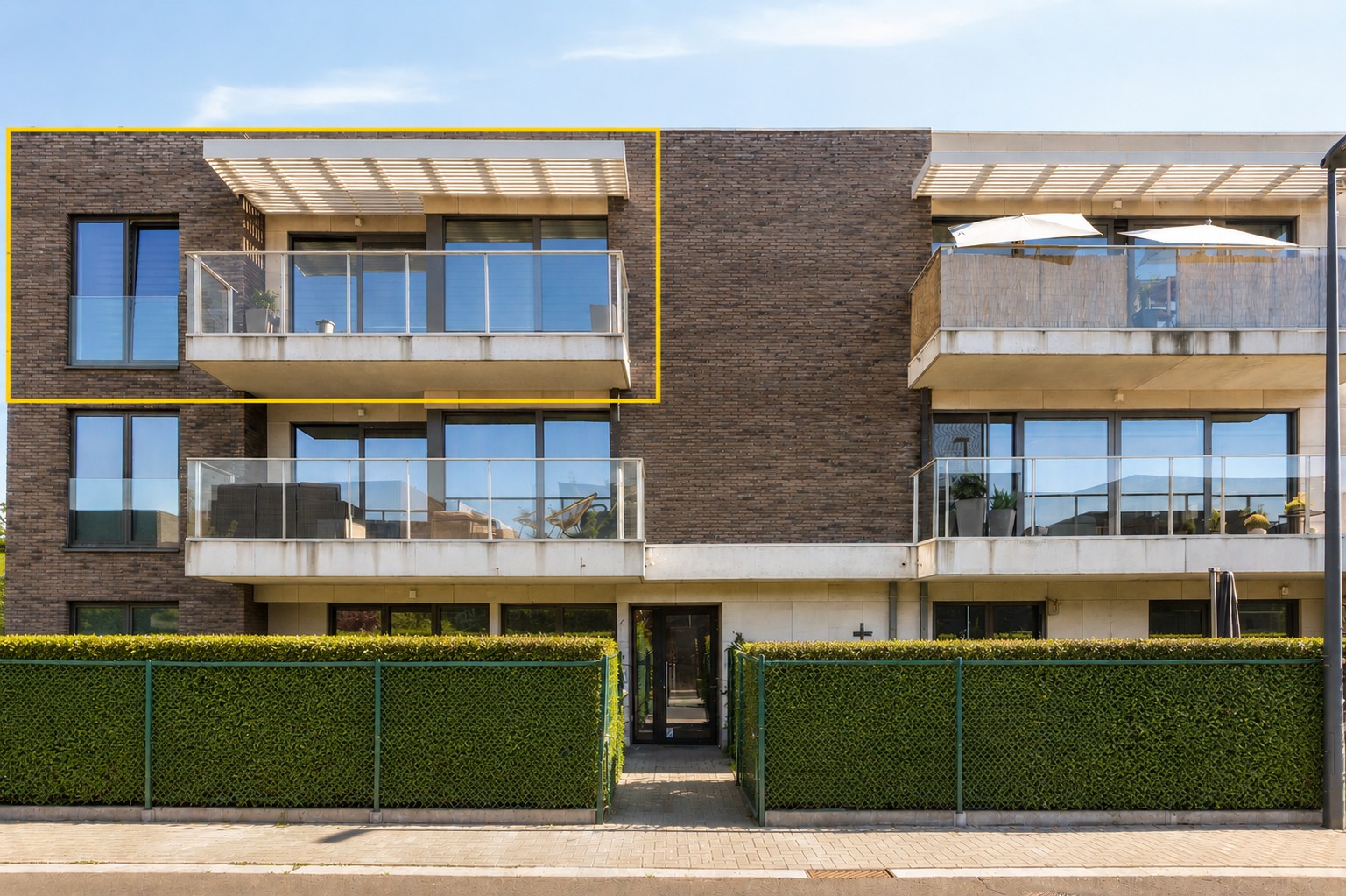 Recent app (76m²!) met 1 slpk, ruim terras en kelder 