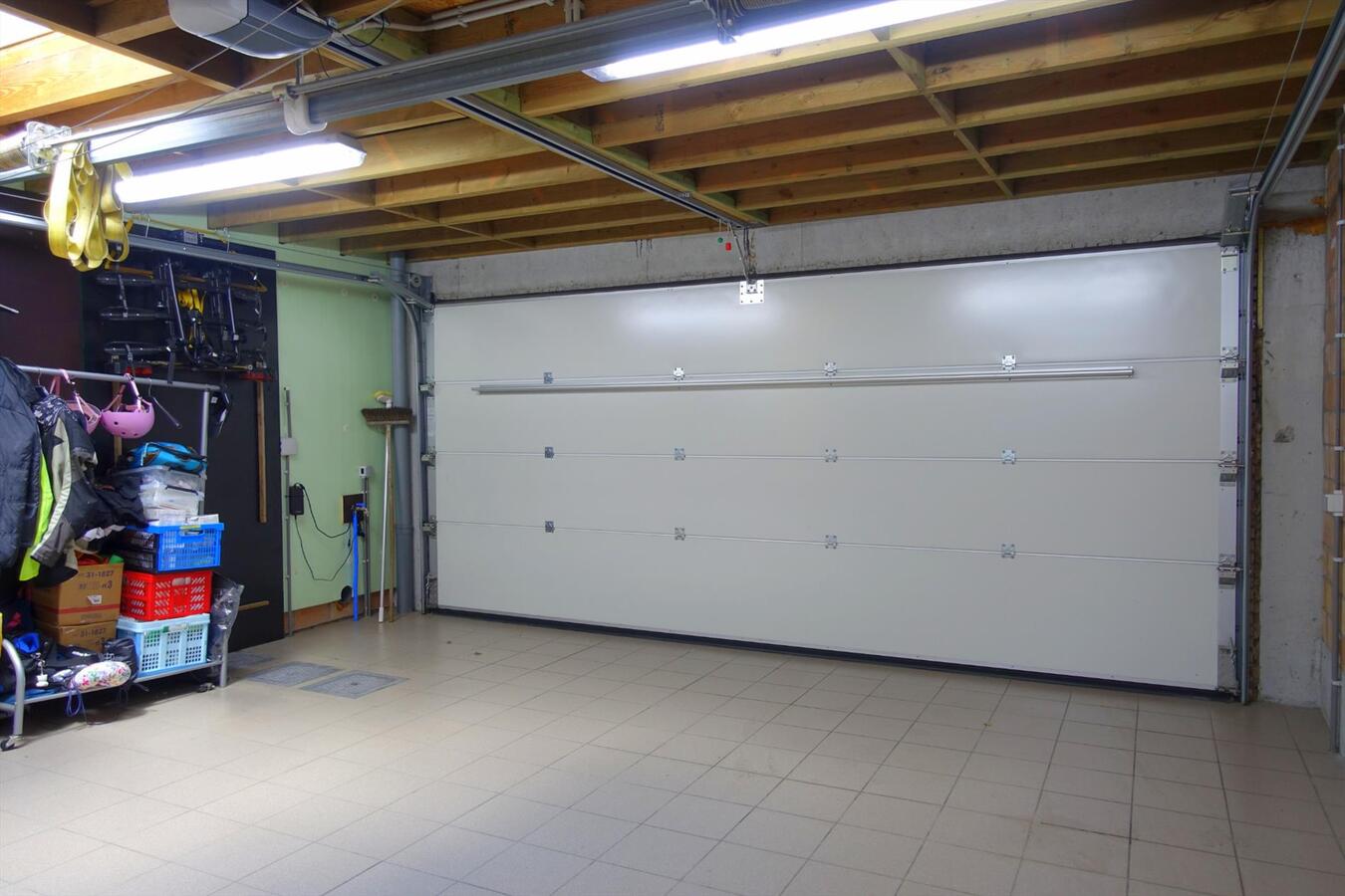 Verrassend ruime woning te Oudenburg 