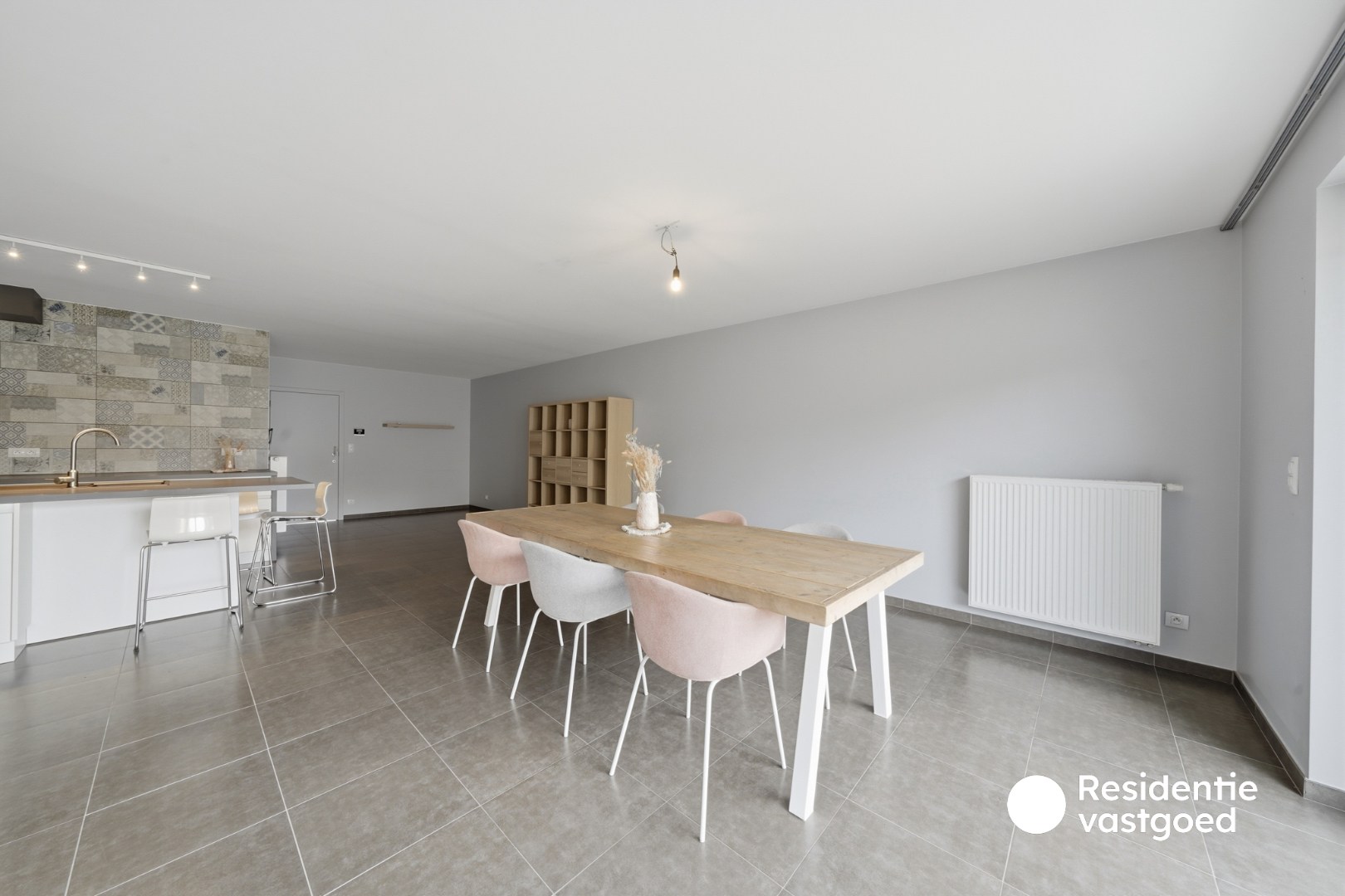 Recente en instapklare woning met 3 slaapkamers, garage en tuin te Zandvoorde! 