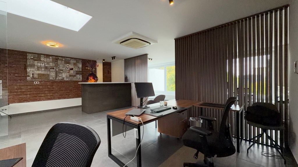 Mooi ingerichte kantoorruimte te huur in Wilrijk