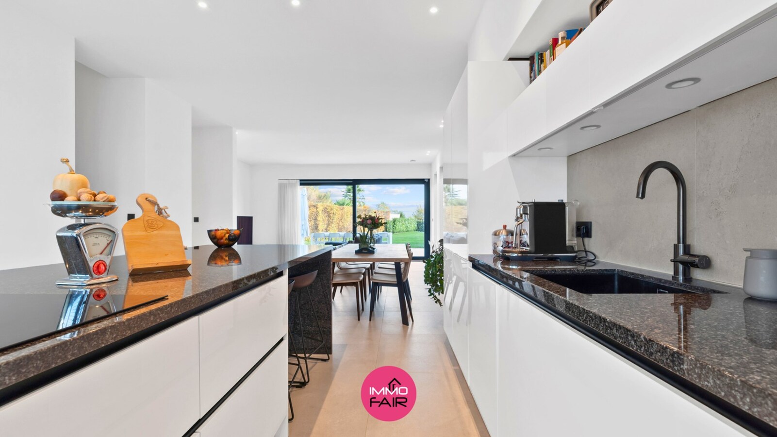 Recente, instapklare gezinswoning in rustige, landelijk omgeving 