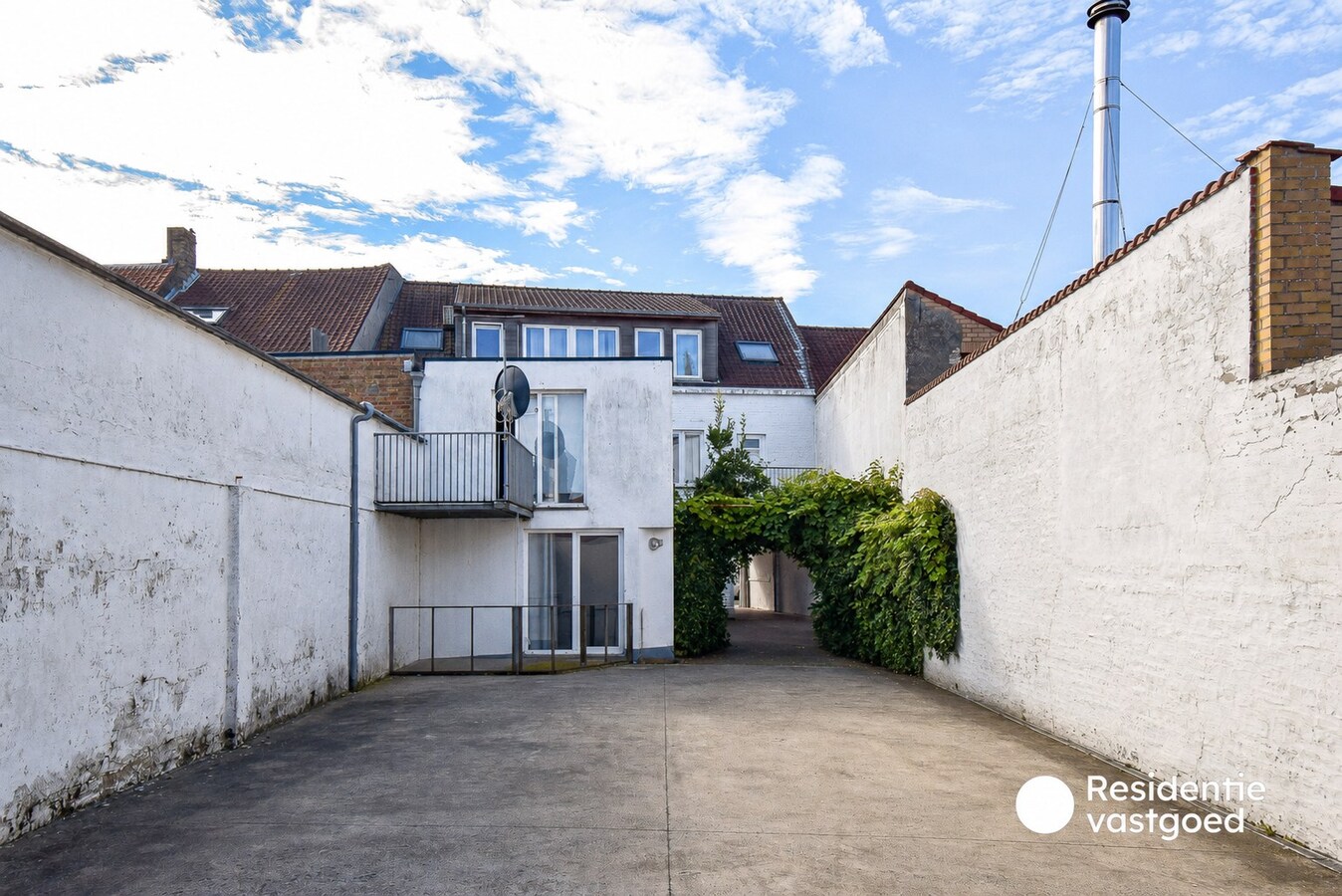 Te koop gebouw - Gistel