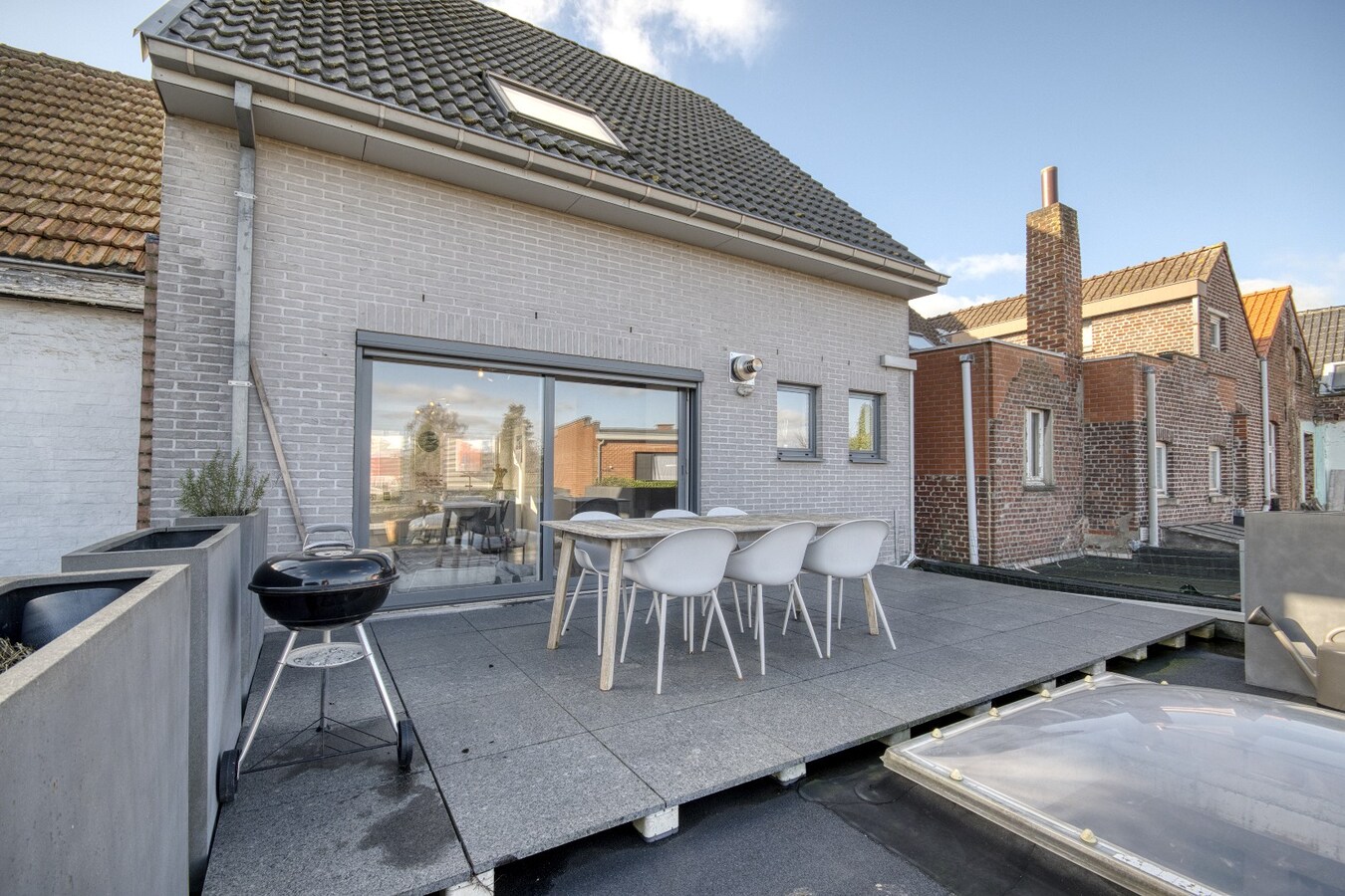 Instapklare woning met aparte woon- en werkunit 