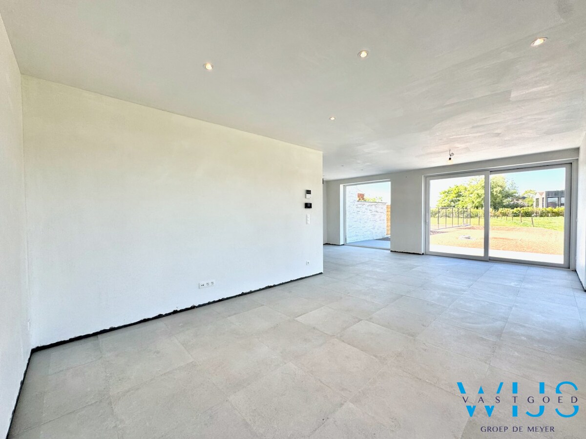Moderne nieuwbouw op TOPlocatie te Assenede ! 