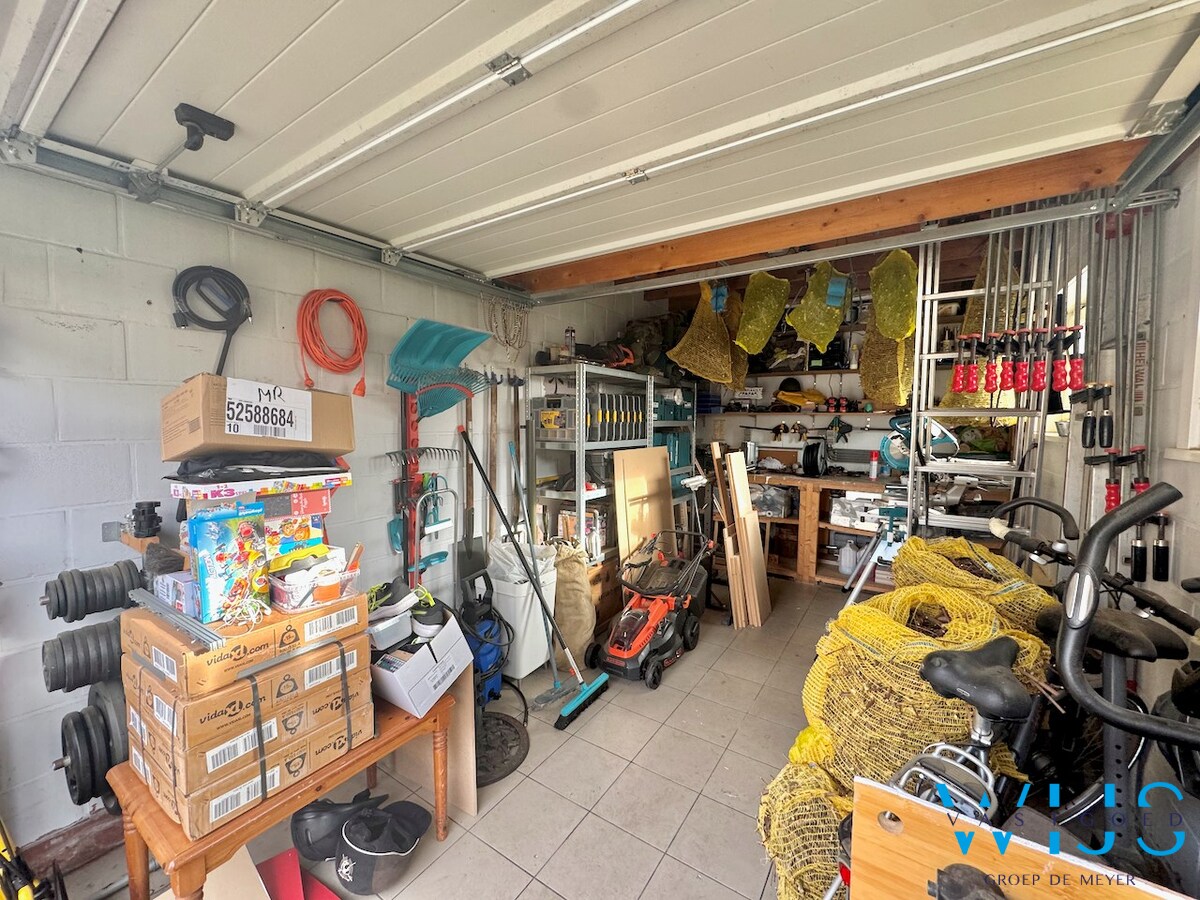 Instapklare halfopen bebouwing op rustige ligging in Doornzele/Evergem 