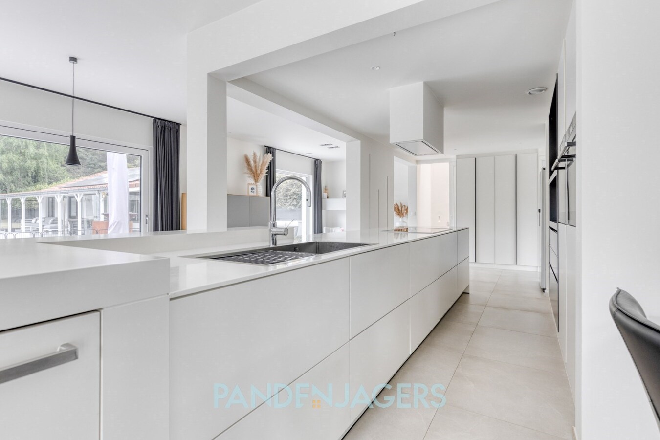 Riante villa met zwembad op de grens van Keerbergen en Putte 