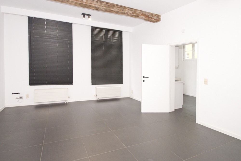 Instapklare, commerciële ruimte van 88 m² 