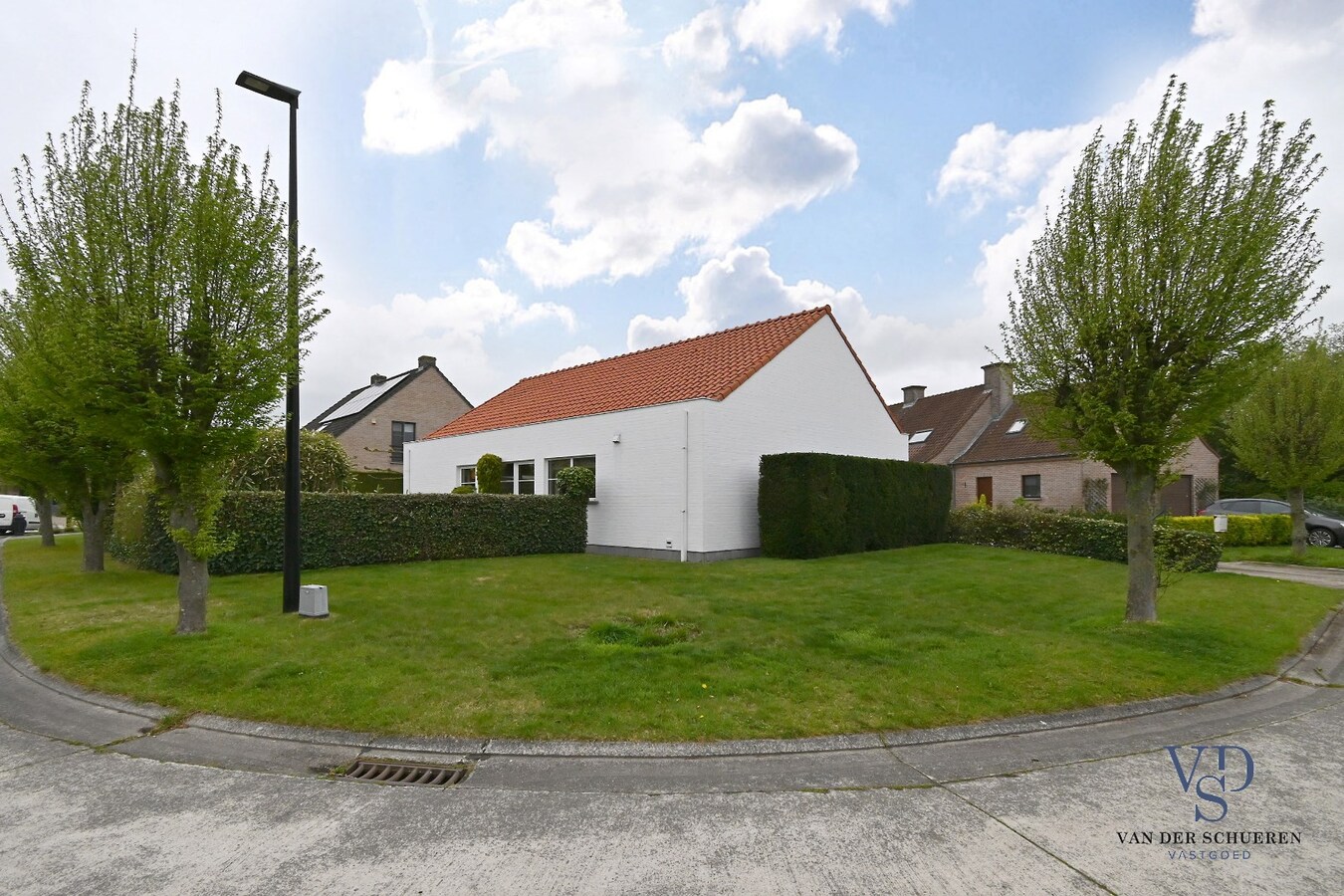 Tijdloze bungalow in rustige, residentiële verkaveling 