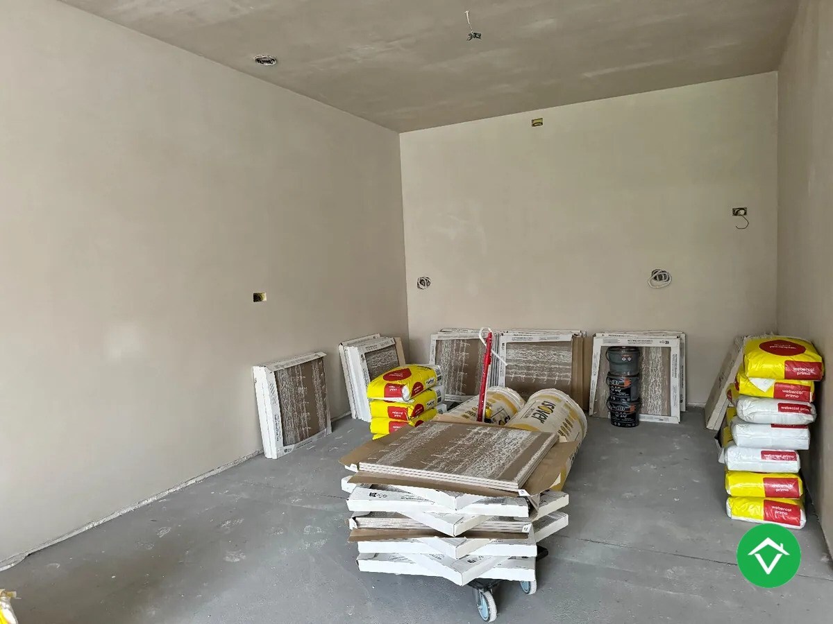 Nieuwbouwwoning met 3 slaapkamers te Sint-Eloois-Winkel 