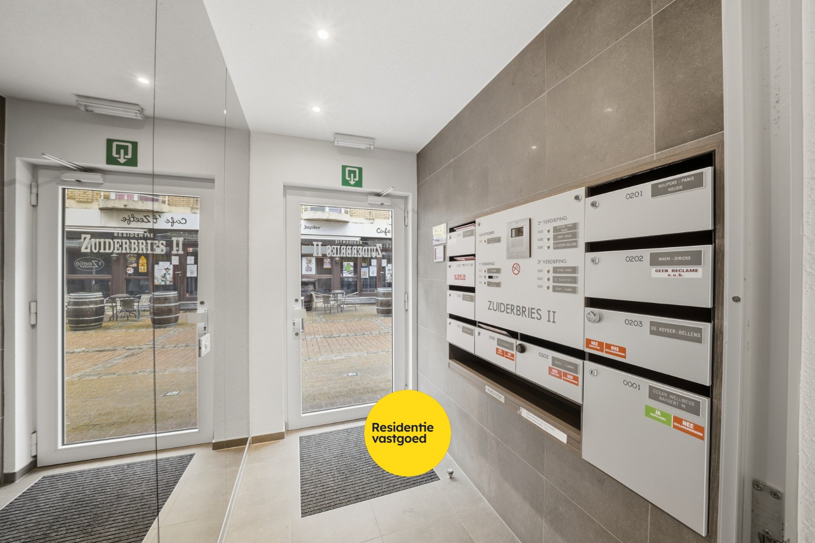 Instapklaar duplexappartement met 2 slaapkamers in Bredene Duinen 