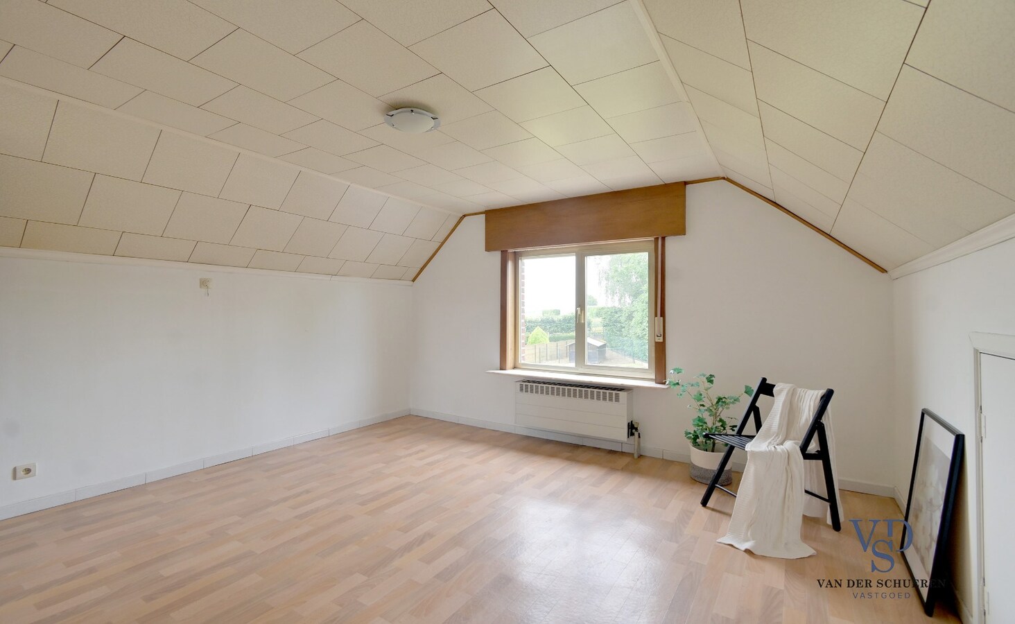 Ruime, degelijke woning 