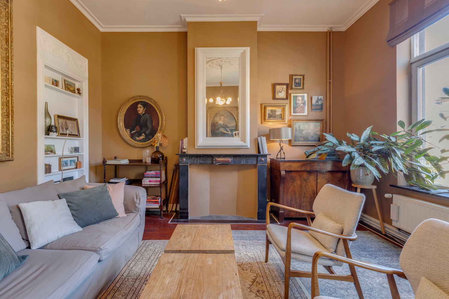 Ruime burgerwoning op toplocatie. 