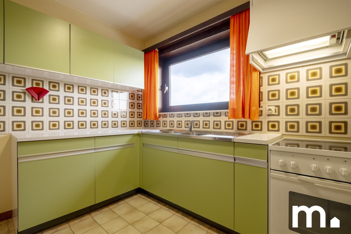 Energiezuinig Appartement EPC B  te koop in hartje Harelbeke met 2 slaapkamers en Garage! 