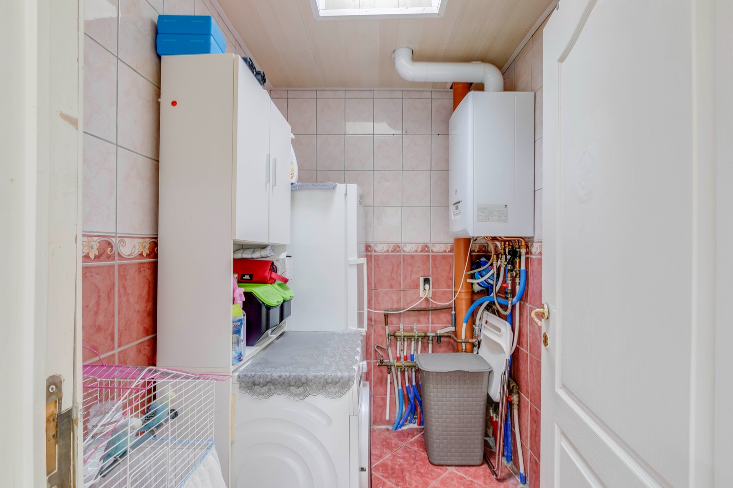 Instapklare rijwoning in zeer rustige straat 