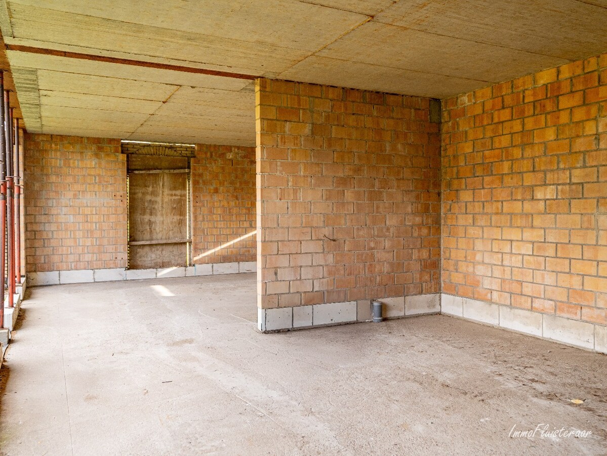 Prachtige ruwbouwvilla op topligging 