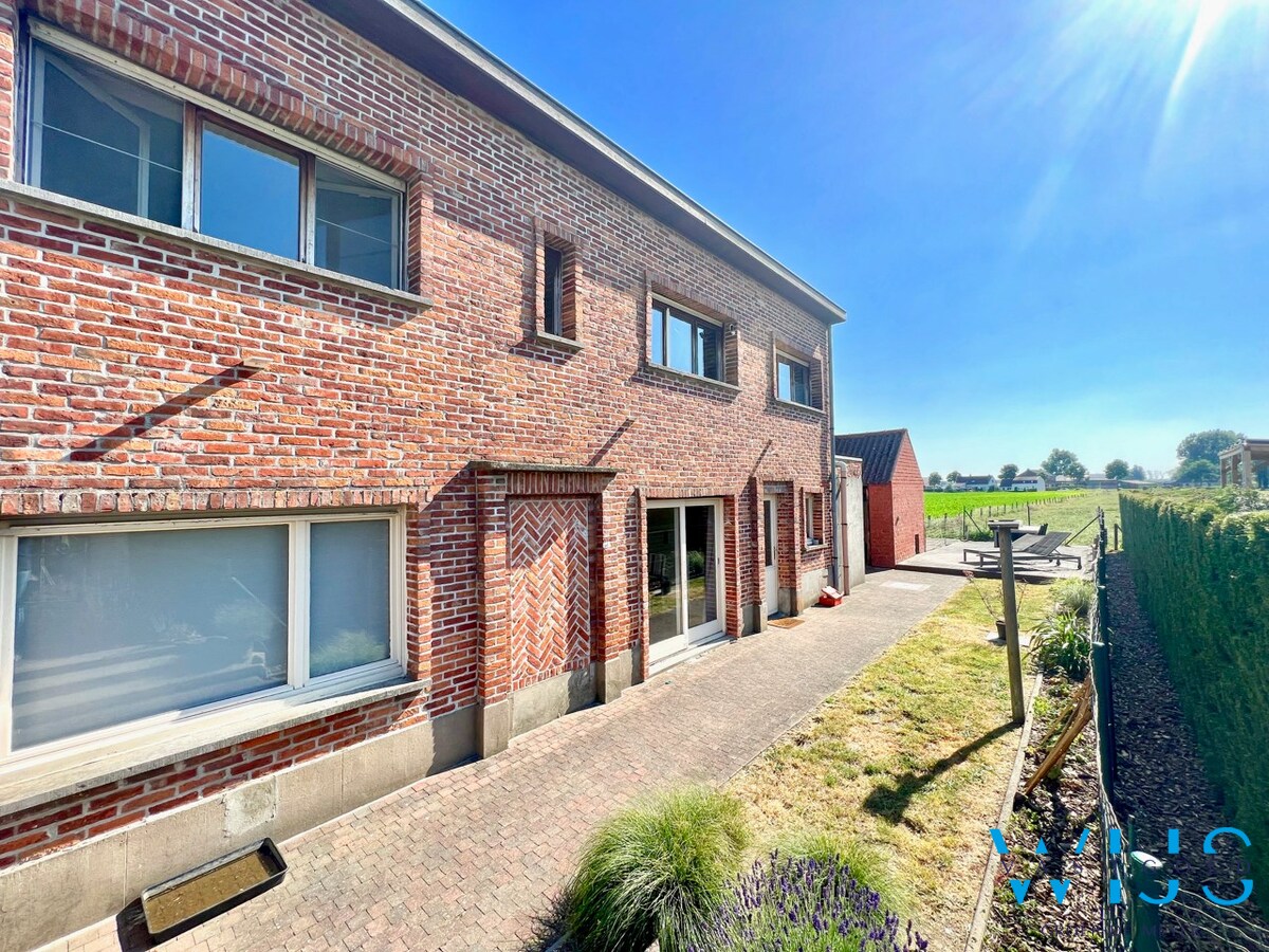 Toffe landelijk gelegen woning in Sint – Laureins ! 