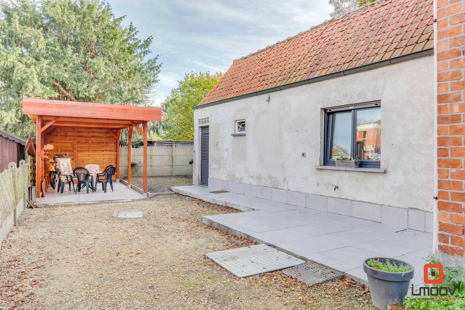 Instapklare woning in rustige straat. 