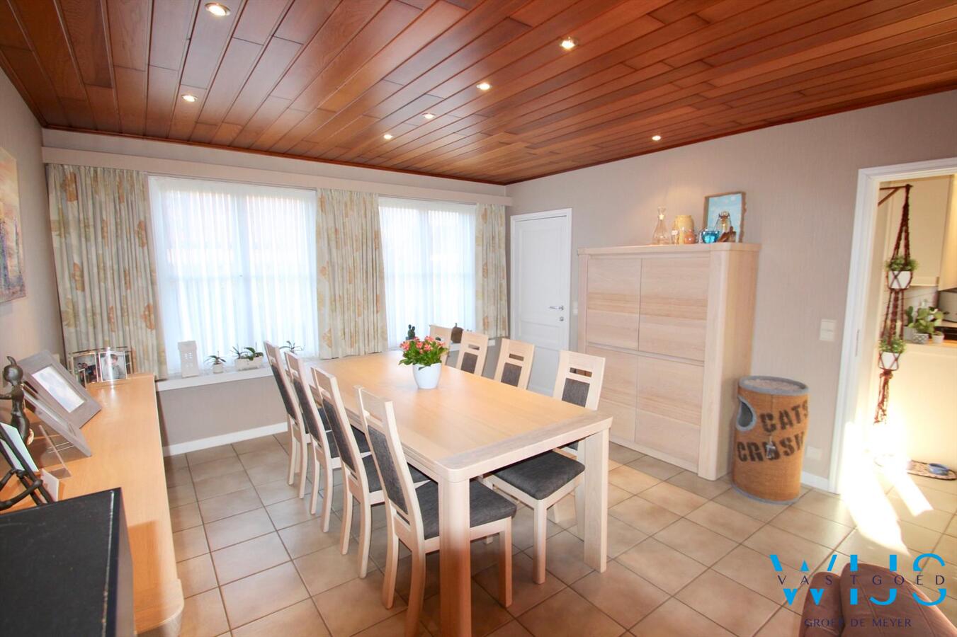 Volwaardig woonhuis met zongerichte tuin op absolute toplocatie in Ertvelde! 