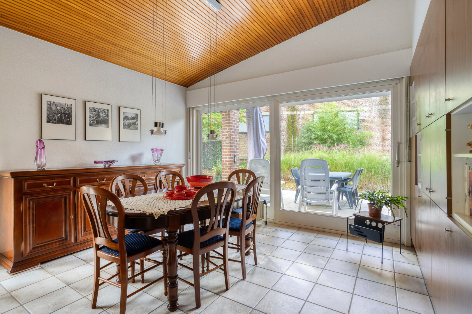 WONING met 3 slaapkamers en garage op 1.465 m² – 1640 SINT-GENESIUS-RODE 
