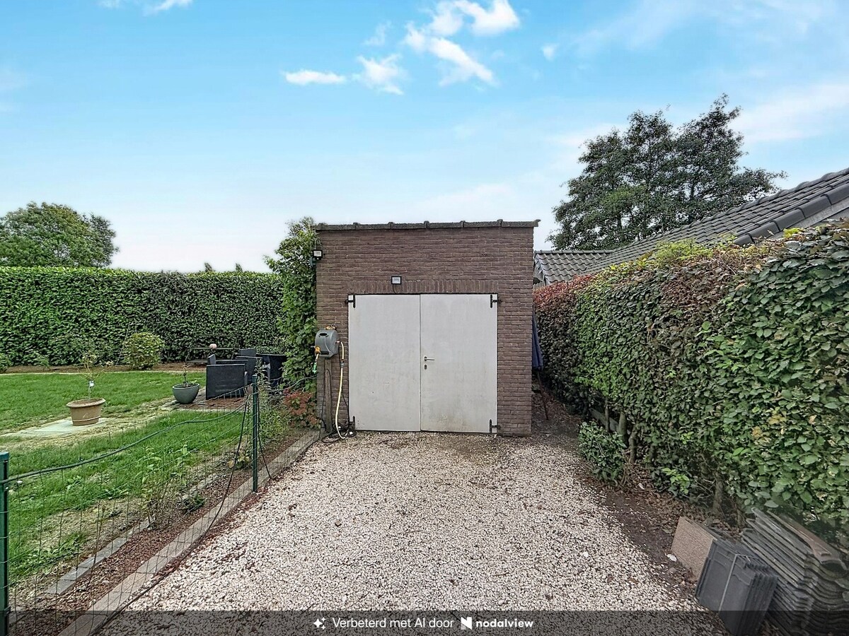 Karaktervolle gerenoveerde woning te Zomergem 