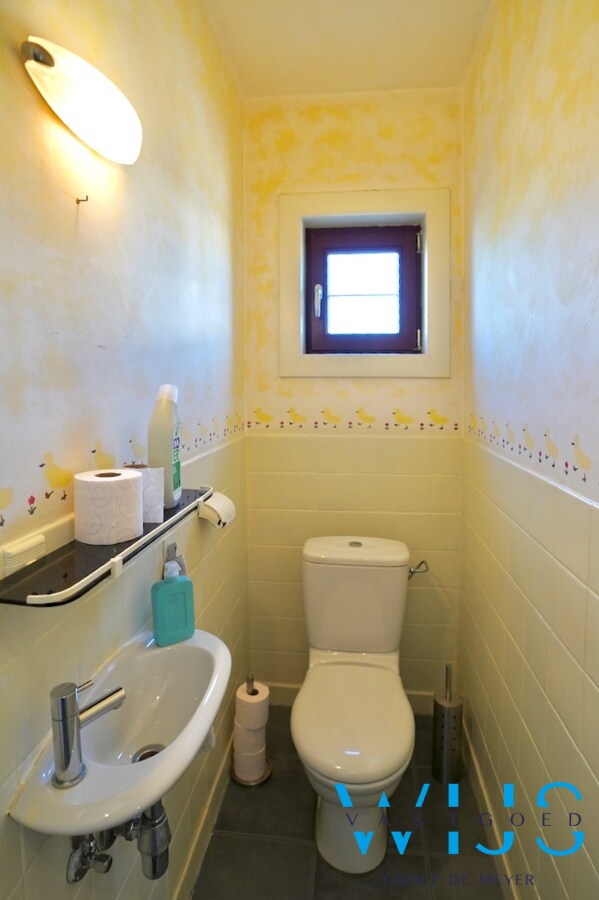 Tof woonhuis in een rustige woonwijk te Ertvelde ! 