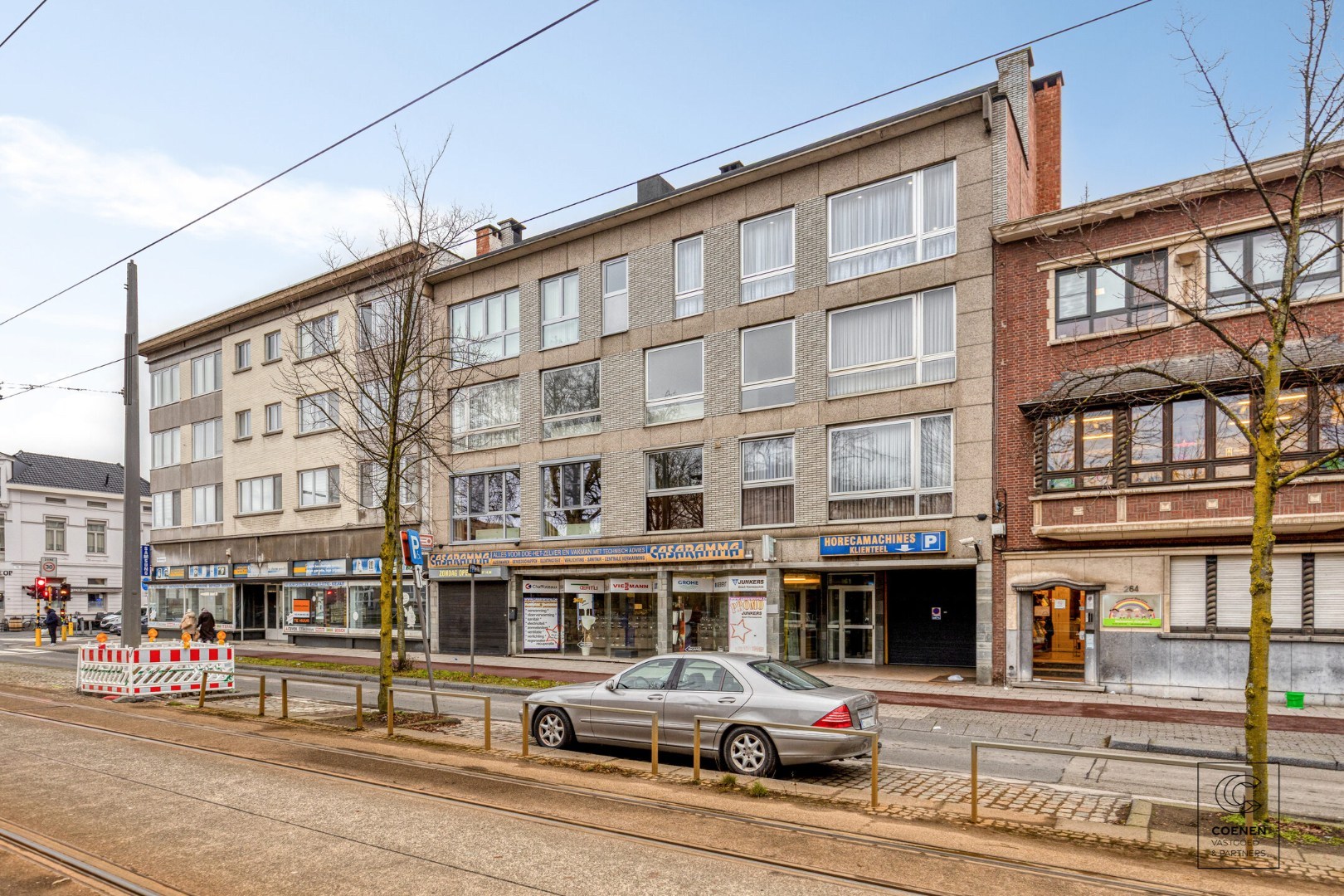 Ruim, lichtrijk appartement van 124 m² en twee slaapkamers te Antwerpen! 