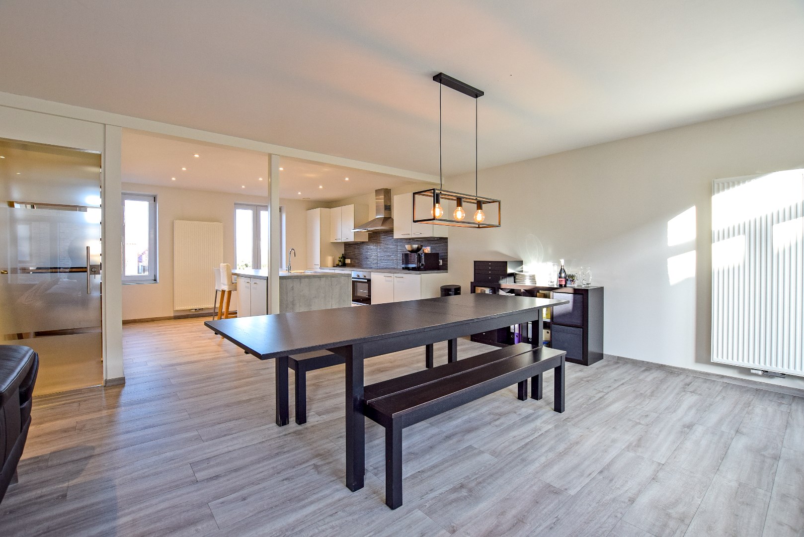 Goed gelegen opbrengsteigendom met een bruikbare vloeroppervlakte van 220m² 