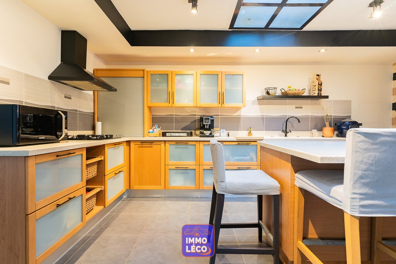 Maison 4 chambres avec jardin, dans une rue calme proche du parc 