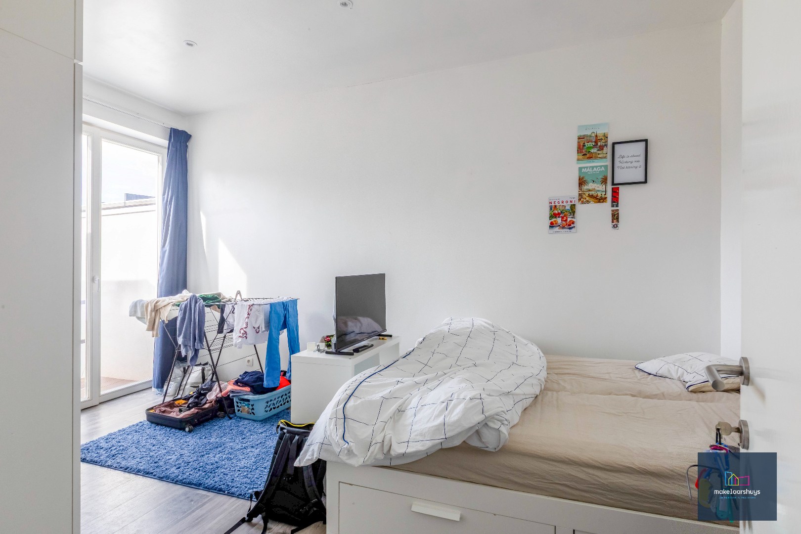 Opbrengsteigendom met 9 kamers - "COHOUSING" 