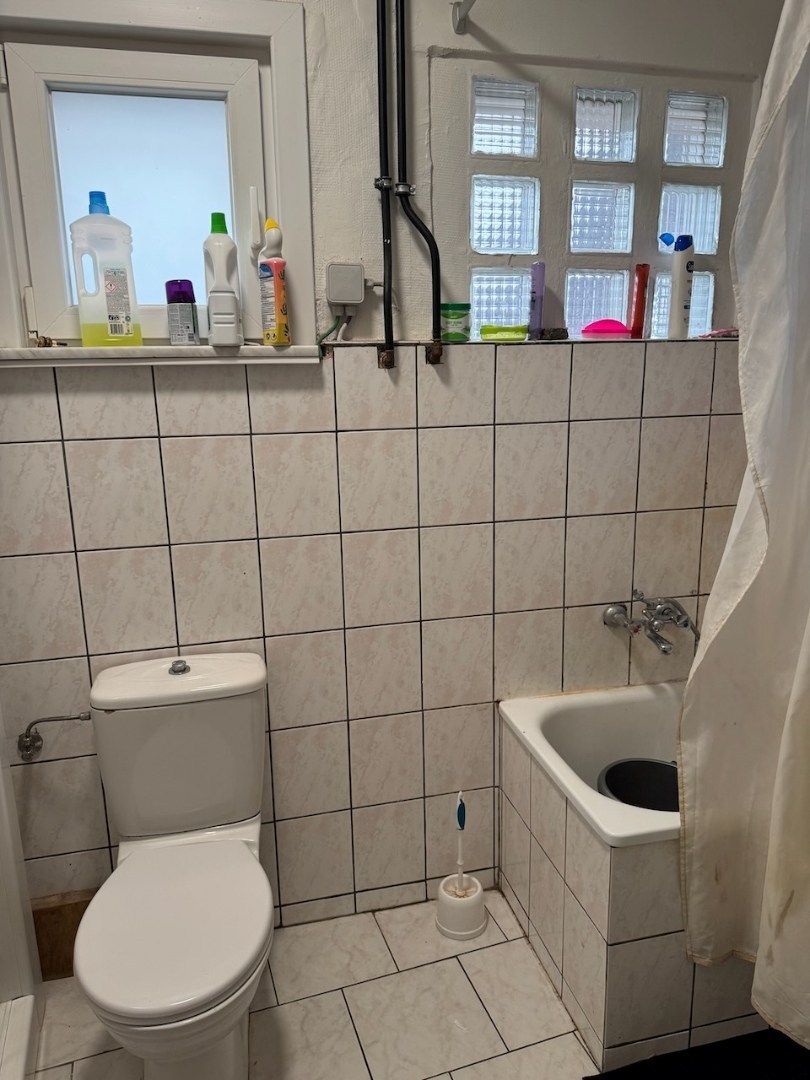 Bel-etage met drie slaapkamers en garage 