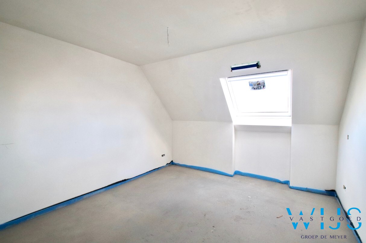 Nieuwbouw met 3 slaapkamers te centum ERTVELDE ! 