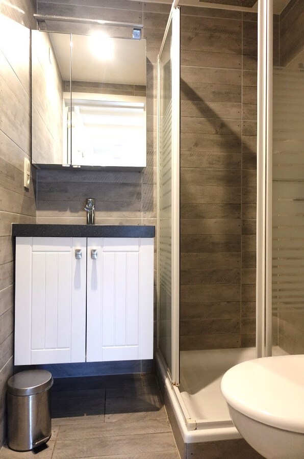 Vakantieplezier in Bredene: investeer in deze aangename vakantiewoning met parkeerplaats! 