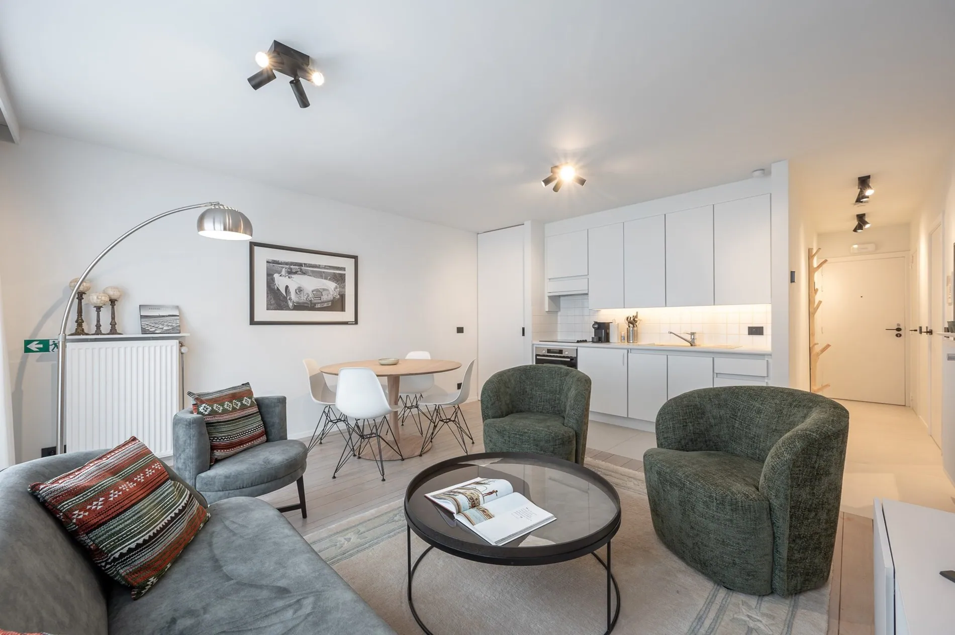 Appartement d'une chambre très bien situé, à proximité de la mer et du centre-ville.