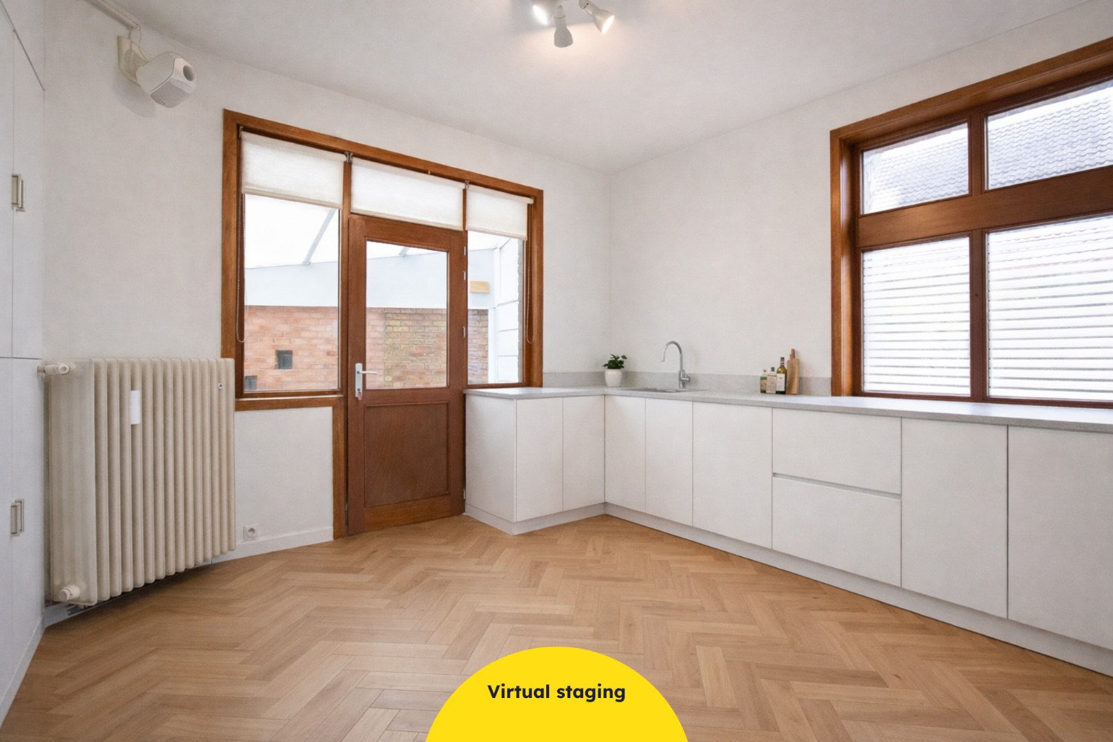 Te renoveren alleenstaande woning met 3 slaapkamers. 