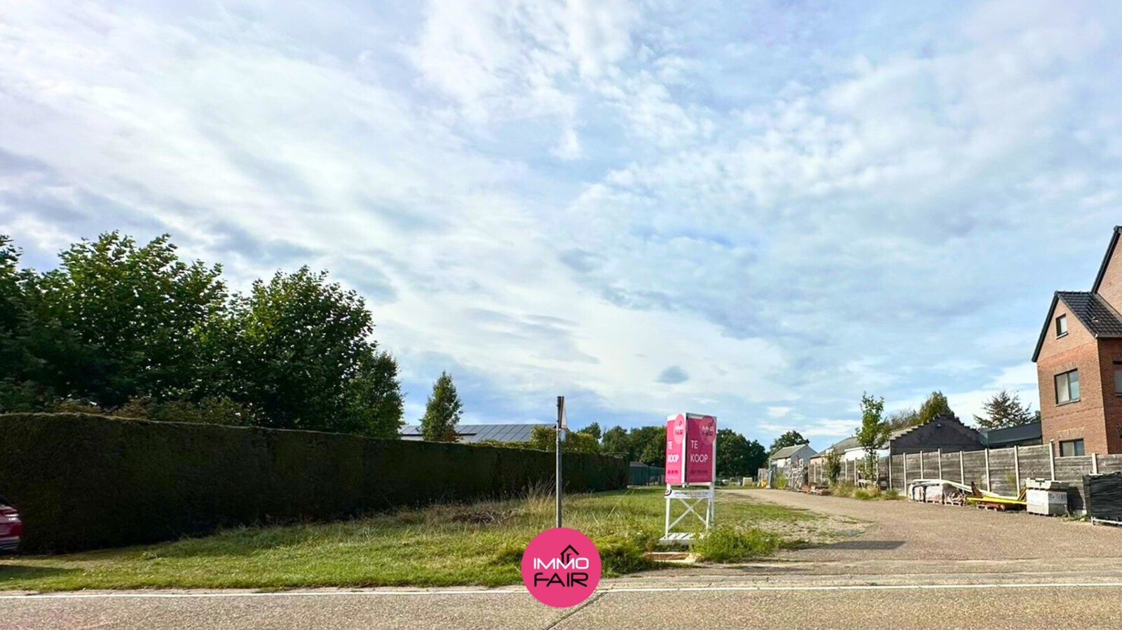 Unieke eigendom in Zonhoven: bouwgrond met 4 achterliggende percelen met een totaal oppervlakte van 11.148 m² 